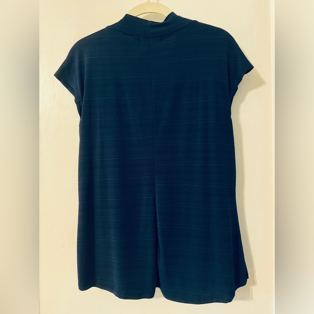 Susan Lawrence Navy Blue Sleeveless Top - Picture 2 of 4